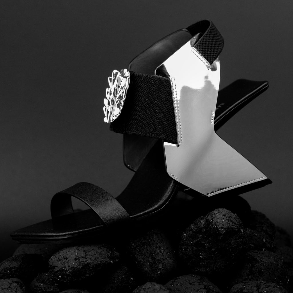 United Nude x EE