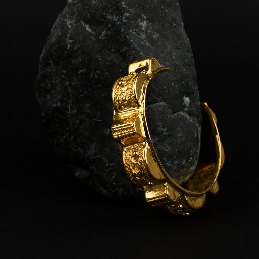 brazalete dorado esclava